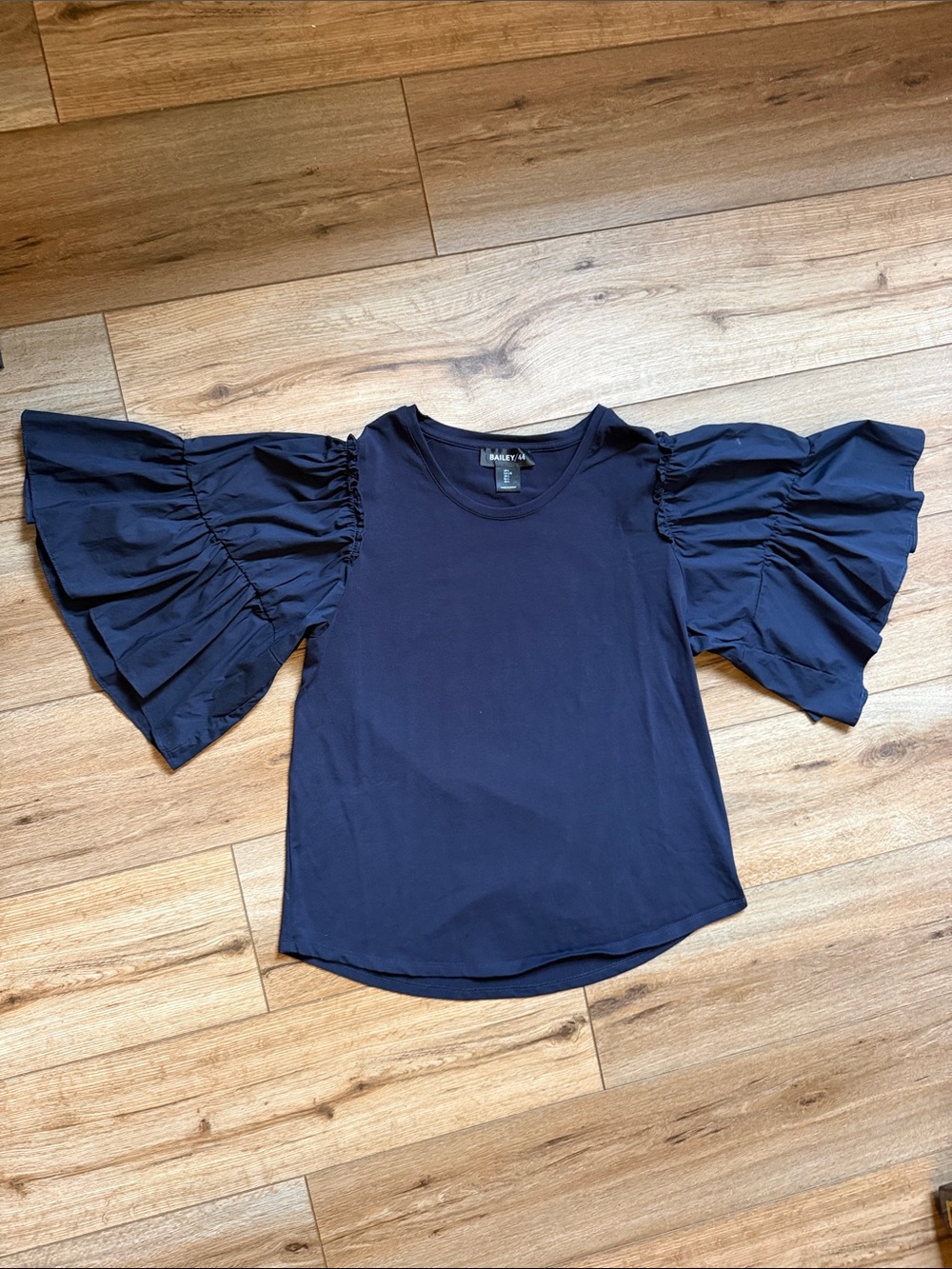 BB Dakota Navy Flutter Sleeve Tee